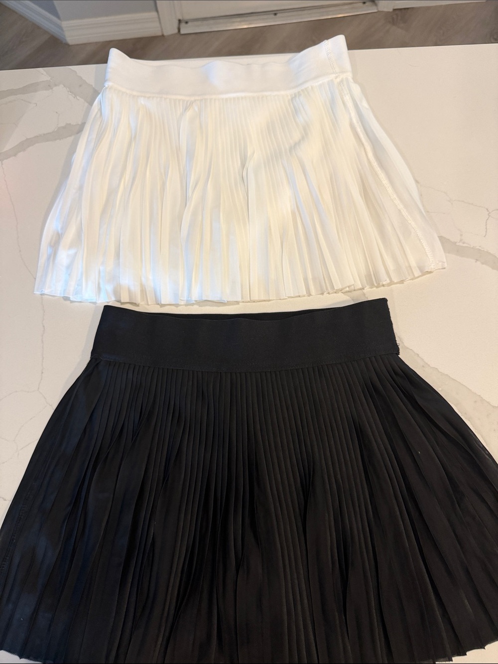 Vanilla Star Black and White Pleated Circle Skirt Duo